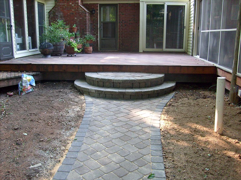 Paver Walkway with Rounded Steps