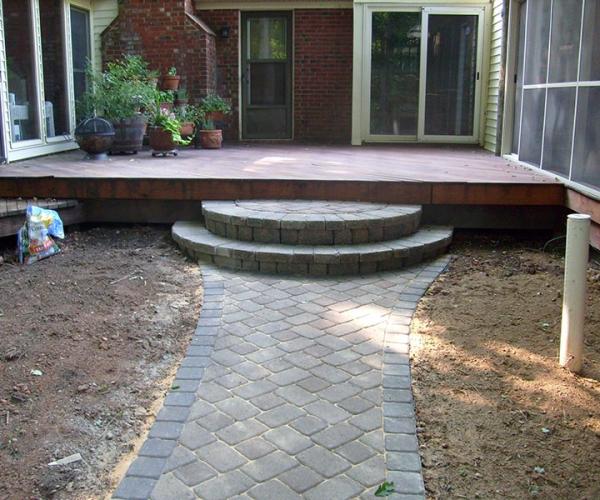 Paver Walkway with Rounded Steps
